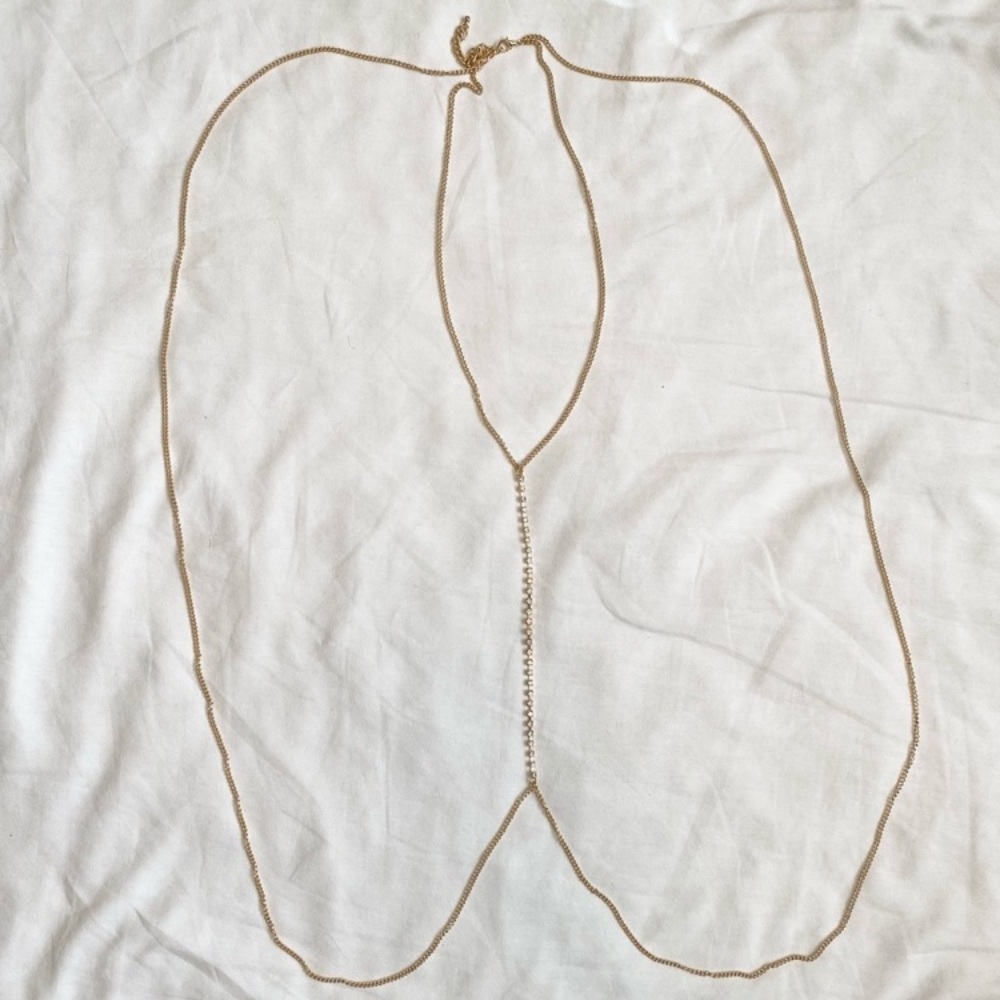 ⭐️ NEW - Rhinestone & Gold Body Chain - Picture 8 of 8